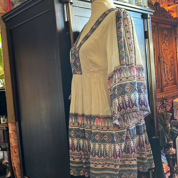 FREE PEOPLE SIZE S/P White and Blue Dress with Geometric Patterns - Picture 3 of 7